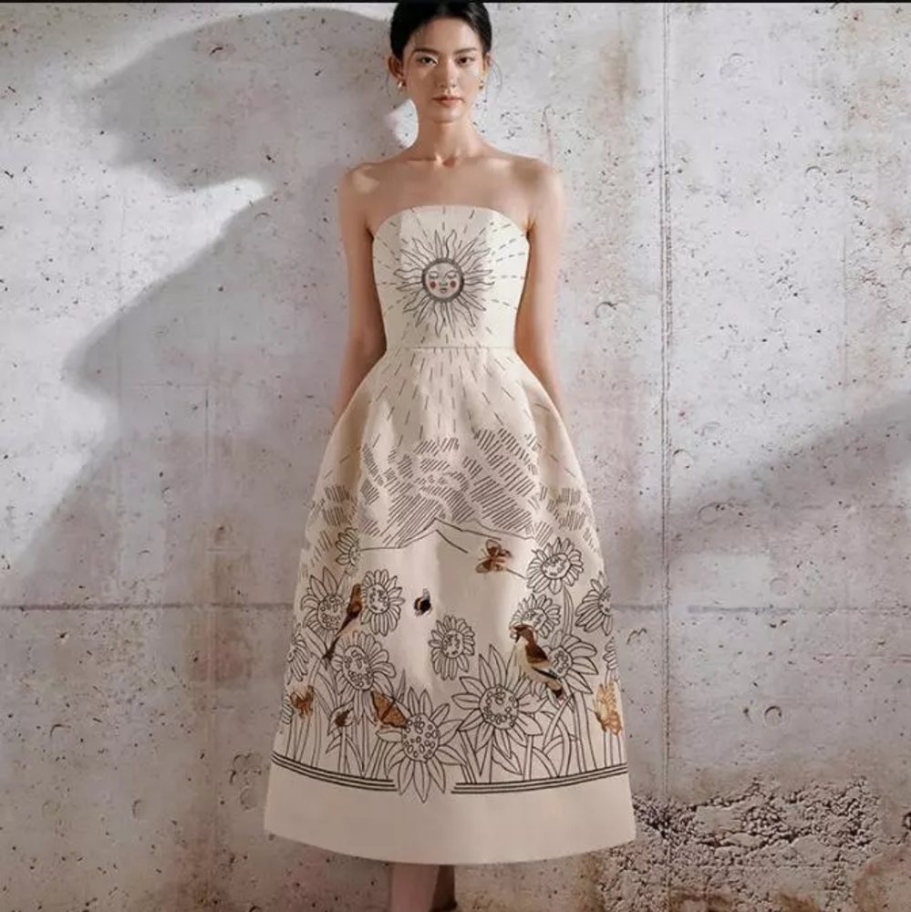 Elegant Cream Strapless Dress